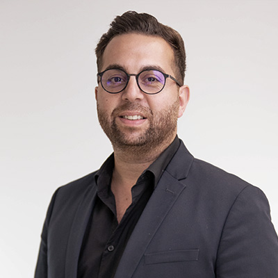 Özgür Gezer